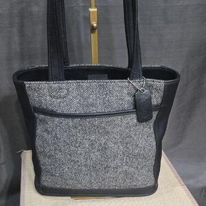 Coach Vintage 1999 Beecker Gray Tweed   Herringbone Tote